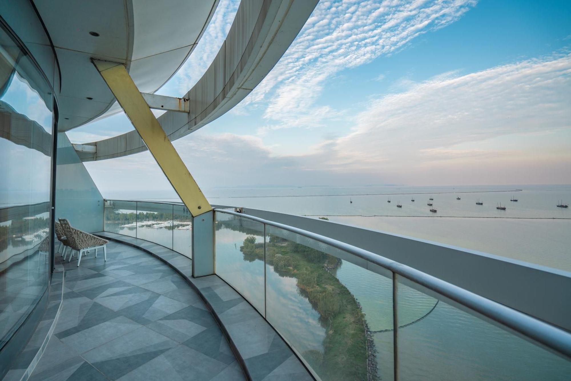 Sheraton Huzhou Taihu Lake Hot Spring Resort & Spa Luaran gambar